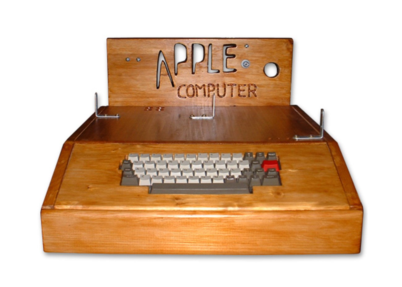 First apple. Apple i 1976. Apple Computer 1976. Первый компьютер Аппле. Персональный компьютер Apple 1.